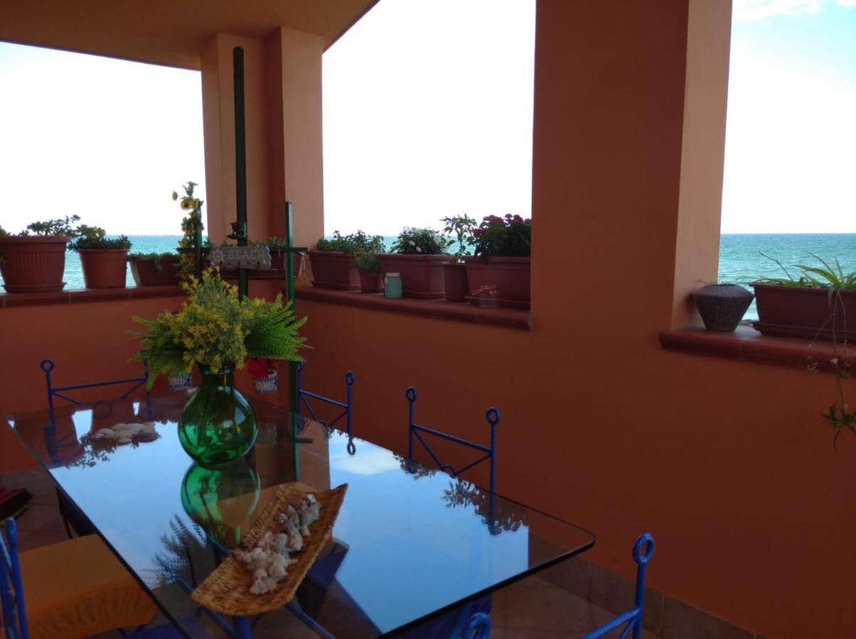 Casa Bon' Aria Fronte Mare Sud Sardegna Villa La Maddalena  ภายนอก รูปภาพ