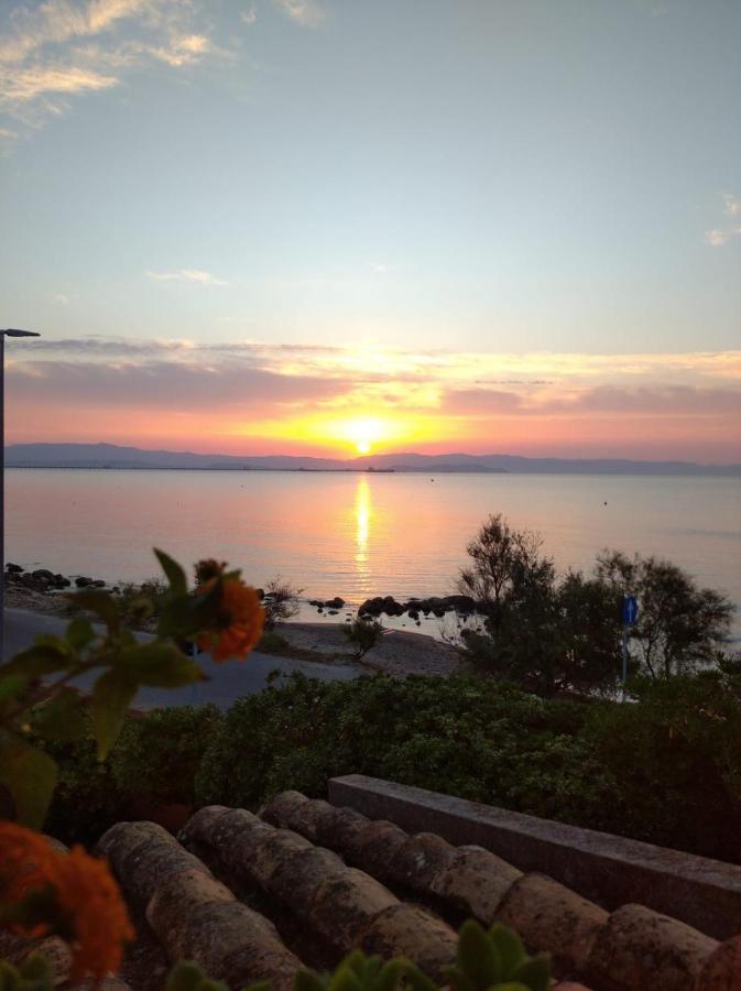 Casa Bon' Aria Fronte Mare Sud Sardegna Villa La Maddalena  ภายนอก รูปภาพ