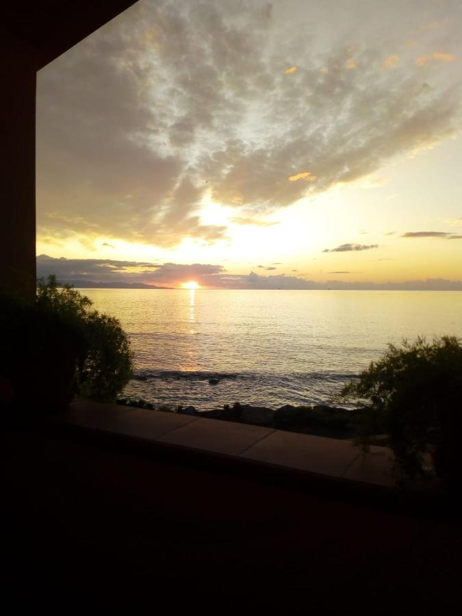 Casa Bon' Aria Fronte Mare Sud Sardegna Villa La Maddalena  ภายนอก รูปภาพ